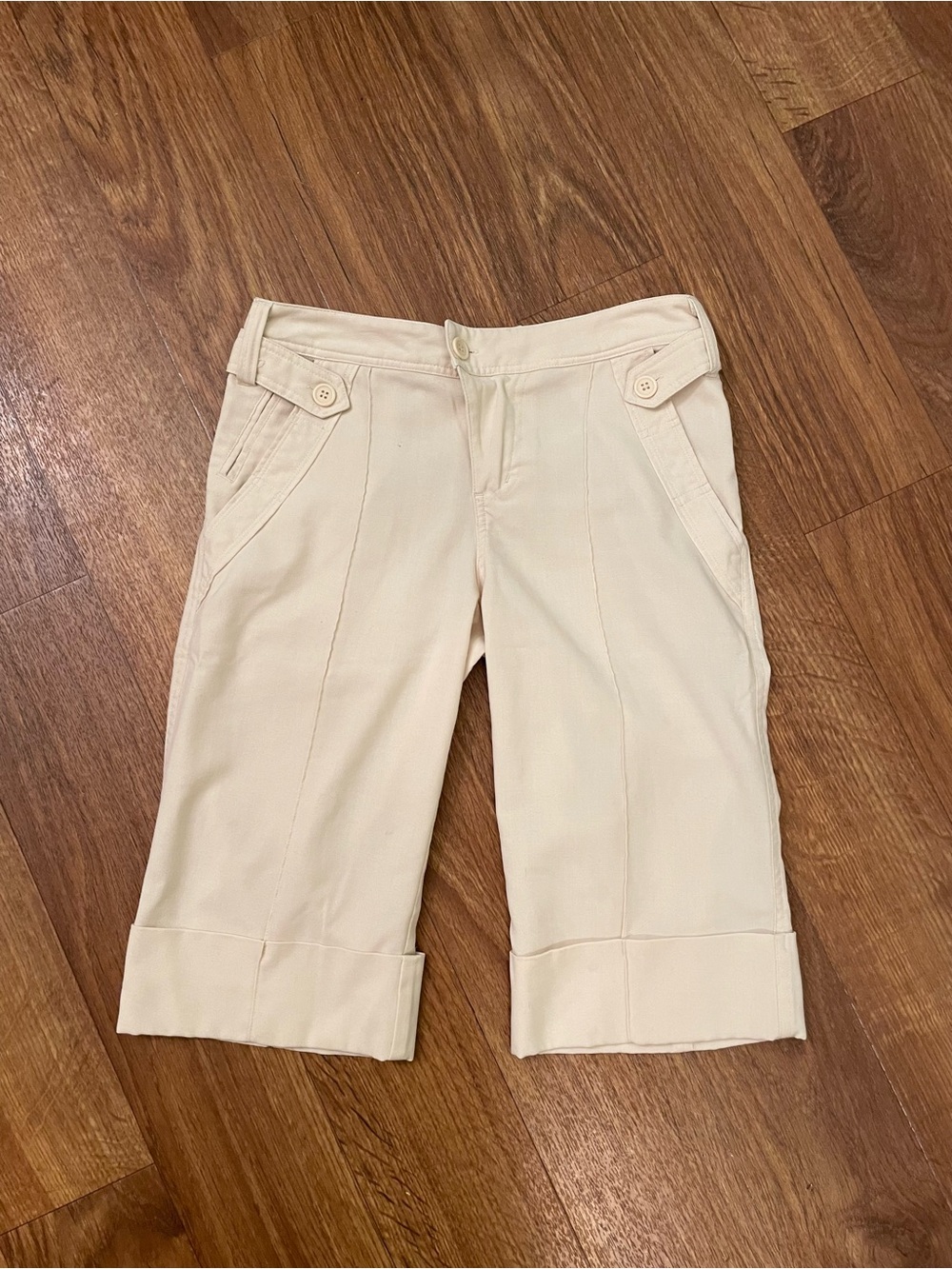 Capri Shorts Womens Vintage Y2K Cream Stretch Carrie Sex & the City 30” Waist